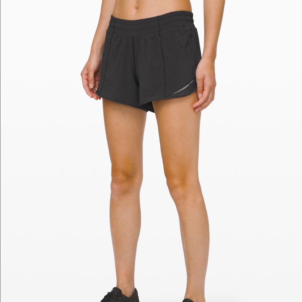 Hotty hot low rise shorts 4”